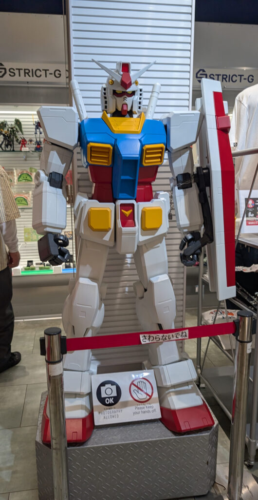 静岡SAガンダムショップ