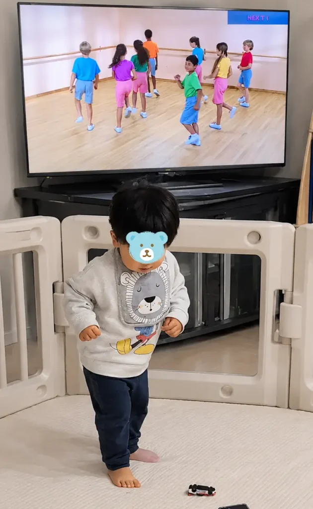 DWEの英語の歌を一緒に踊る