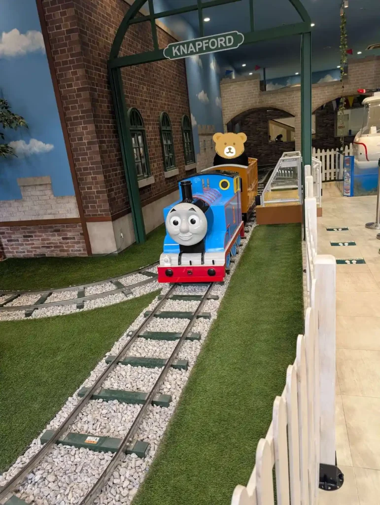 トーマスステーション
